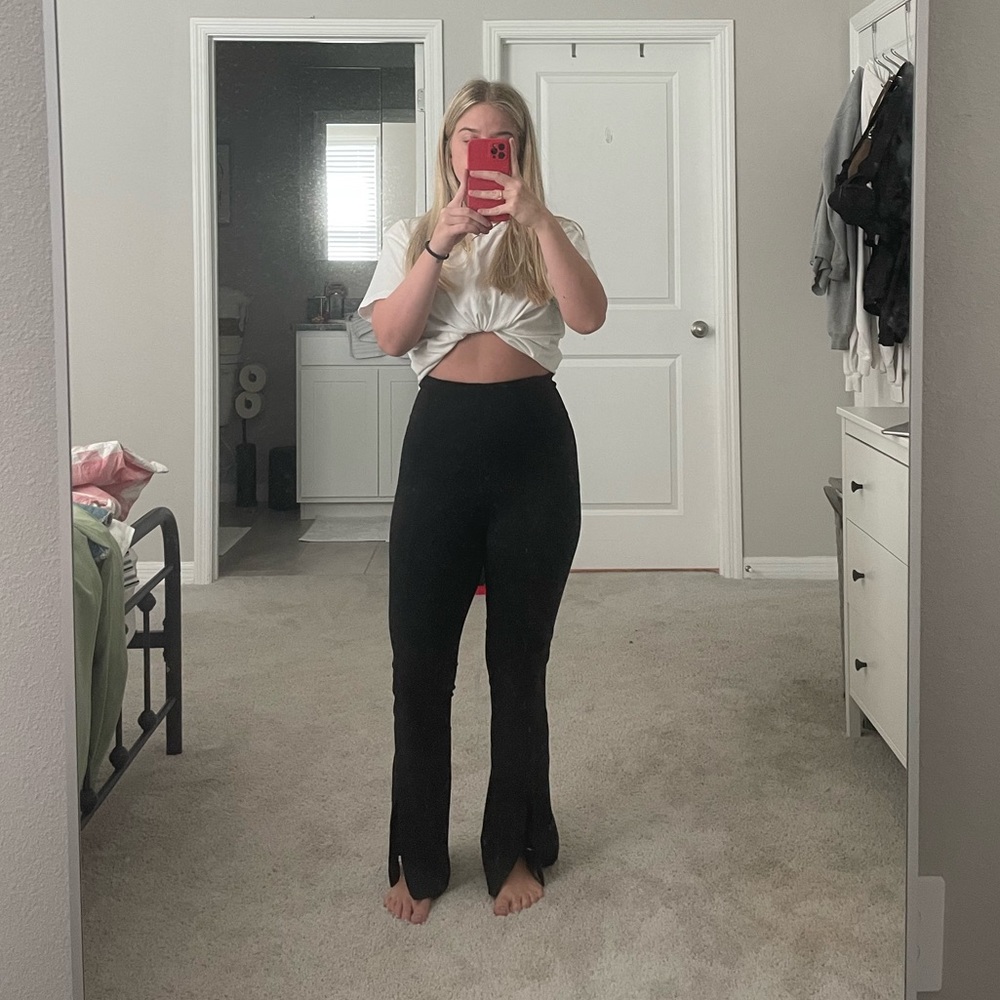 Lululemon Split Flare Highwaisted Yoga Pant